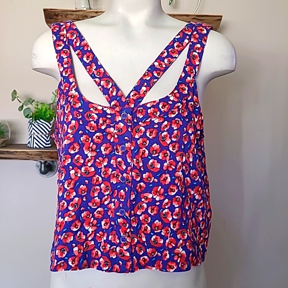 Cut 0ut Tank top